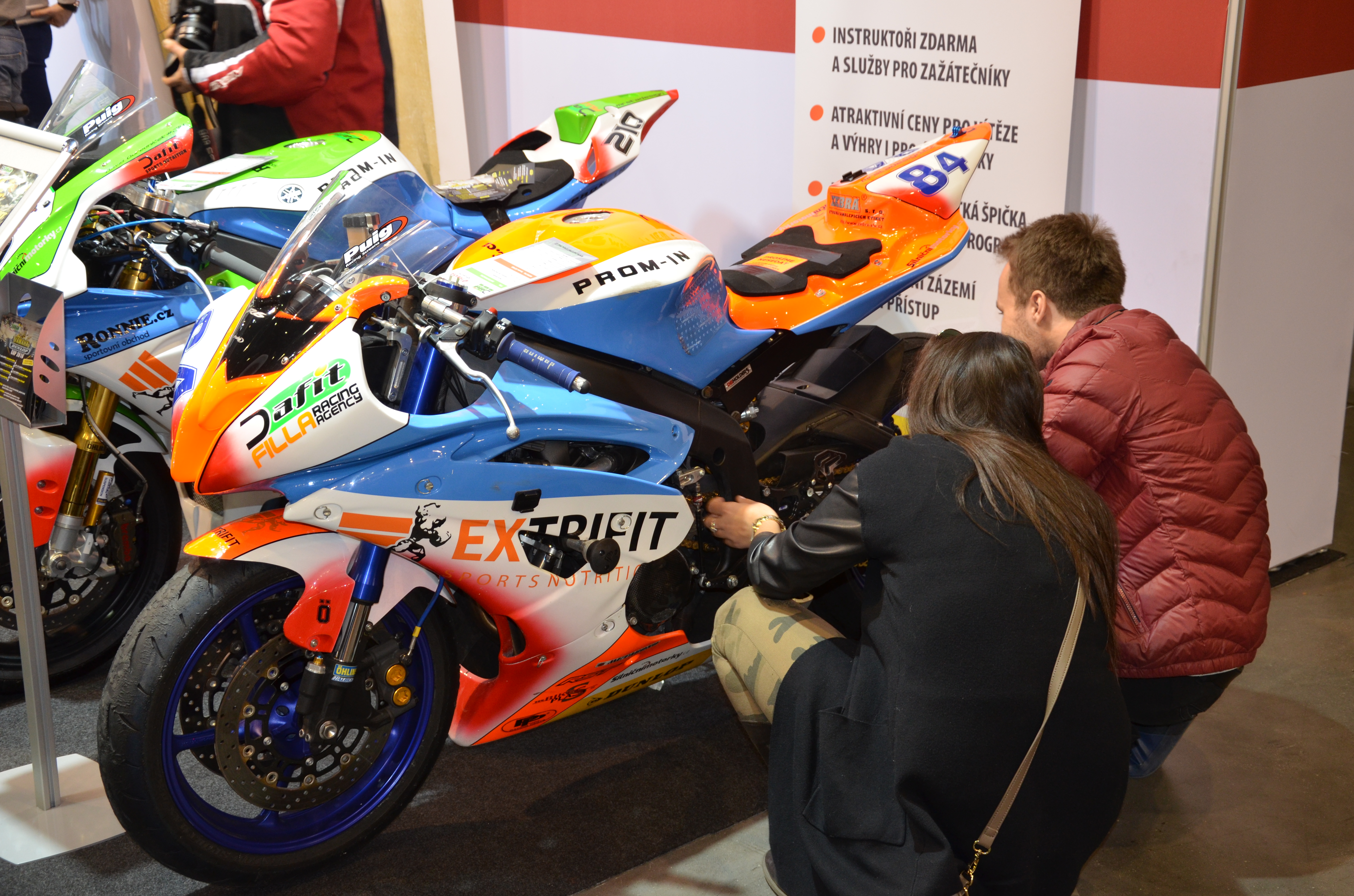 MOTOSRAZ PRASEK A MOTOSALON BRNO